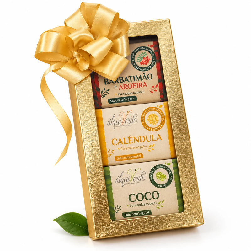 Kit Natal Presente Variado AlquiVerde com 3 sabonetes vegetais sortidos em caixa dourada com visor e laço dourado